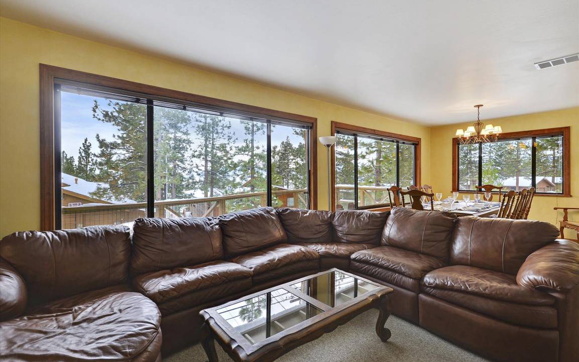 Lake Forest House | 139 m² House ∙ 3 bedrooms ∙ 8 guests