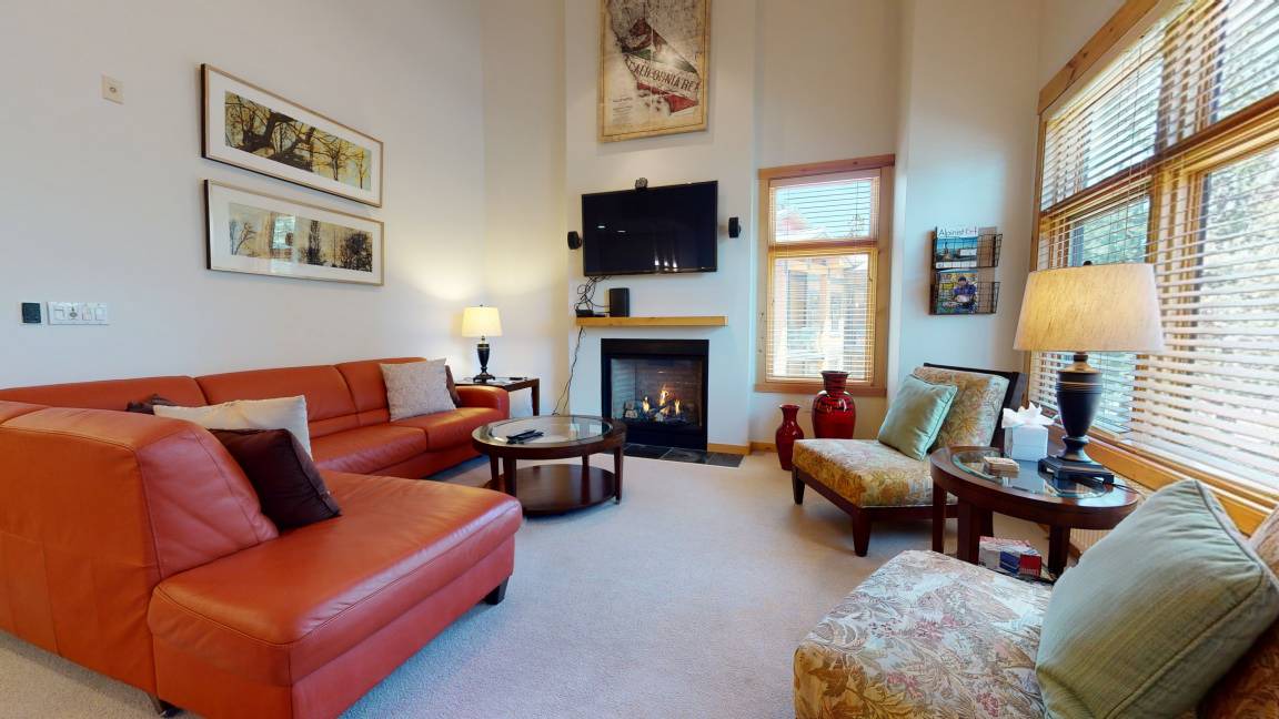 Mammoth Lakes Condo | 142 m² Condo ∙ 3 bedrooms ∙ 6 guests