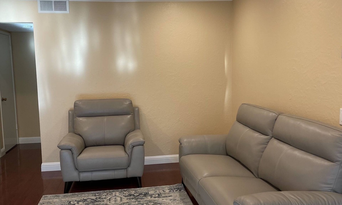Snail Condo | 2 Bedroom Condo in the heart of Silicon Valley (Sunnyvale)