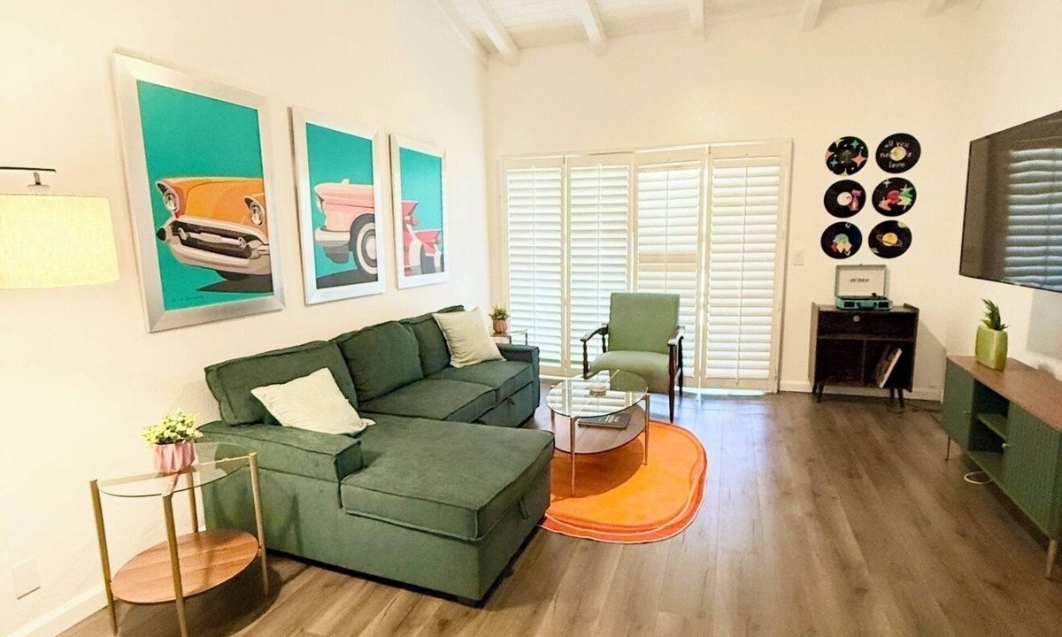The Rose Garden Condo | 2br/2ba Well-Equipped Condo Gated Community. 3 Min Drive to Downtown PS