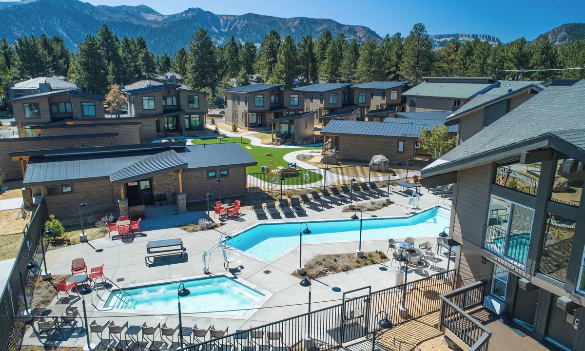 Mammoth Lakes Hotel | 3 Alpine Units Near Sherwin Lakes, & Mammoth Mountain! Epic Hiking Adventure