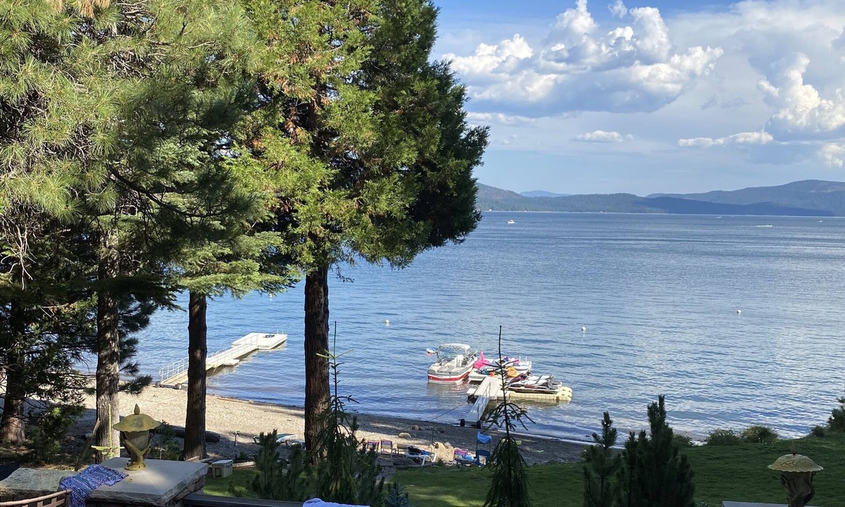 Lake Almanor Peninsula House | 3 Story Lake Front Home with Dock and Beach