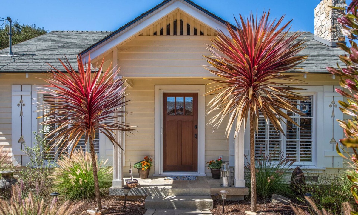 Pacific Grove House | 3747 Bungalow by-the-Sea - Adorable, Cozy Cottage