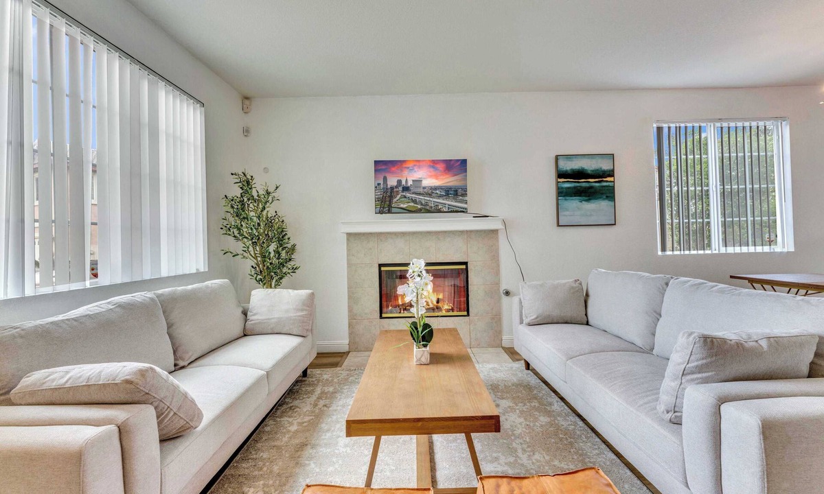 Fontana House | 4B Summit Haven Retreat｜Garage access｜Dedicated Workspace｜Pets Allowed #42360