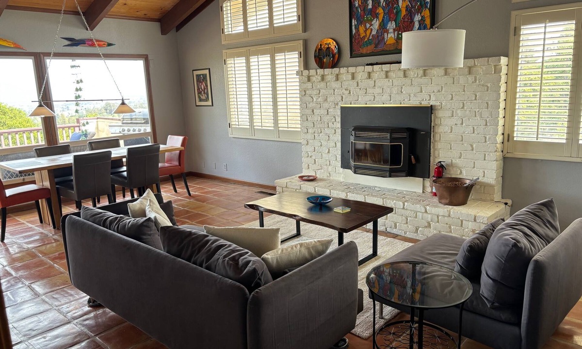 Emerald Hills House | 4BR/3BA retreat with stunning Silicon Valley views