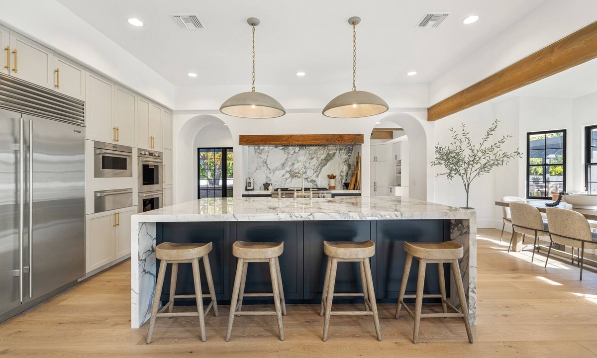 Rancho Mirage House | Acclaimed Modern Ranch Estate with Guest House - 5 star amenities inside & out