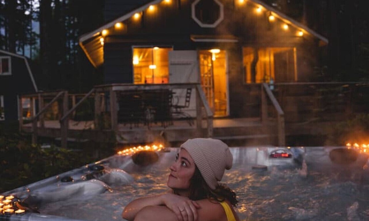 Index Cabin | Amos- Iconic River front+Hot Tub+Sauna+Cold Plunge