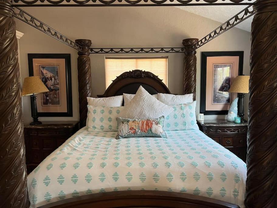 Junction House | Beautiful and Relaxing Guest House!