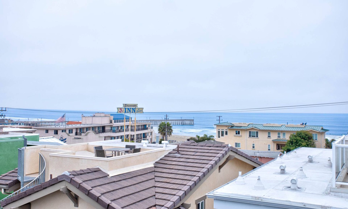 Downtown House | Beautiful Home in Downtown Pismo with Ocean Views!