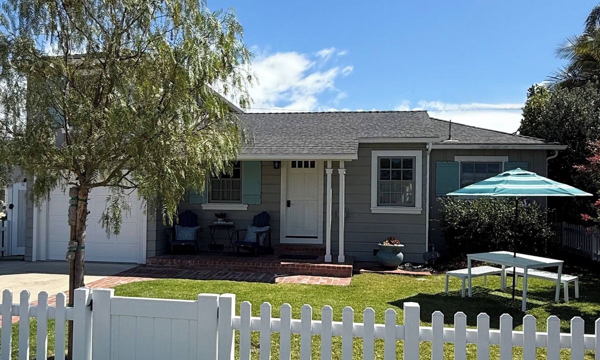 Carpinteria House | Best Santa Barbara Stay ~The Carpinteria Beach House~ 5 Stars: Perfect Location