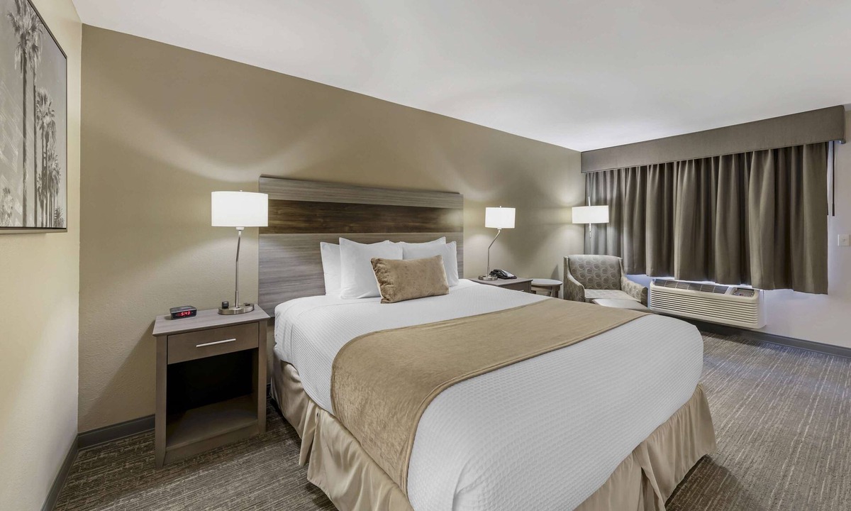 City of Industry Hotel | Best Western Plus Executive Inn