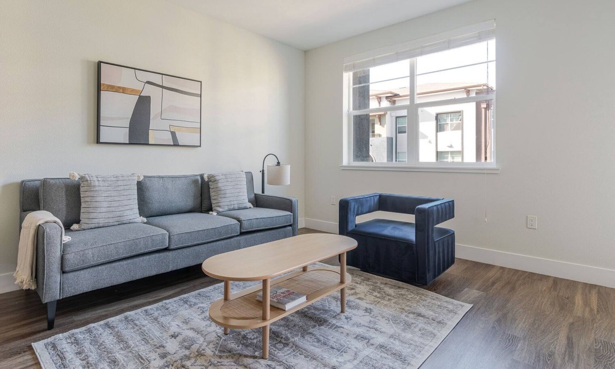 Centerville Apartment | Blueground | Centerville, pool, nr Quarry Lakes