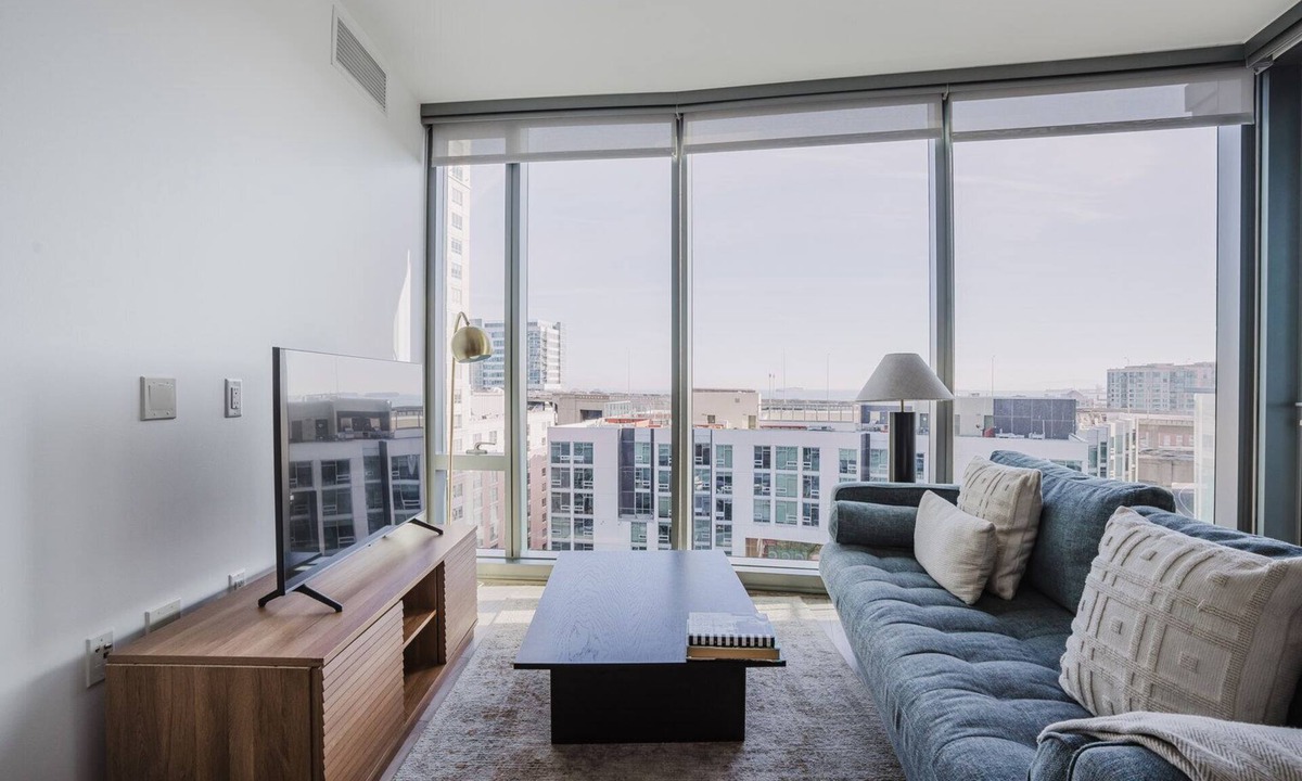 Rincon Hill Apartment | Blueground | Rincon Hill, pool, nr Embarcadero