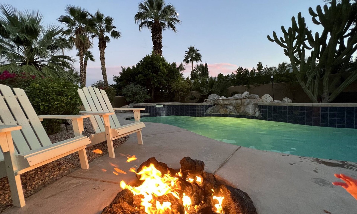 Chino Canyon House | Boho-chic, Salt water, Poolside Firepit, Al-fresco dining