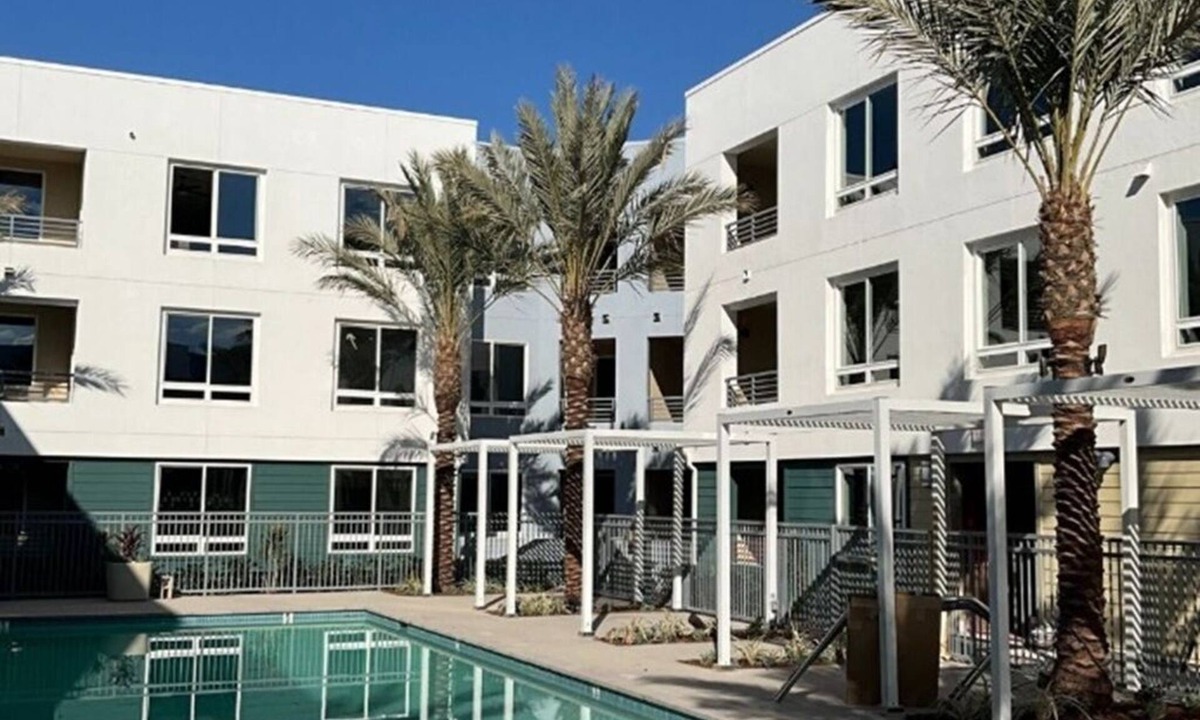 Midway District Apartment | Bowen: Chic 1-BR Apartment w/AC & Gym in Charming Point Loma, San Diego