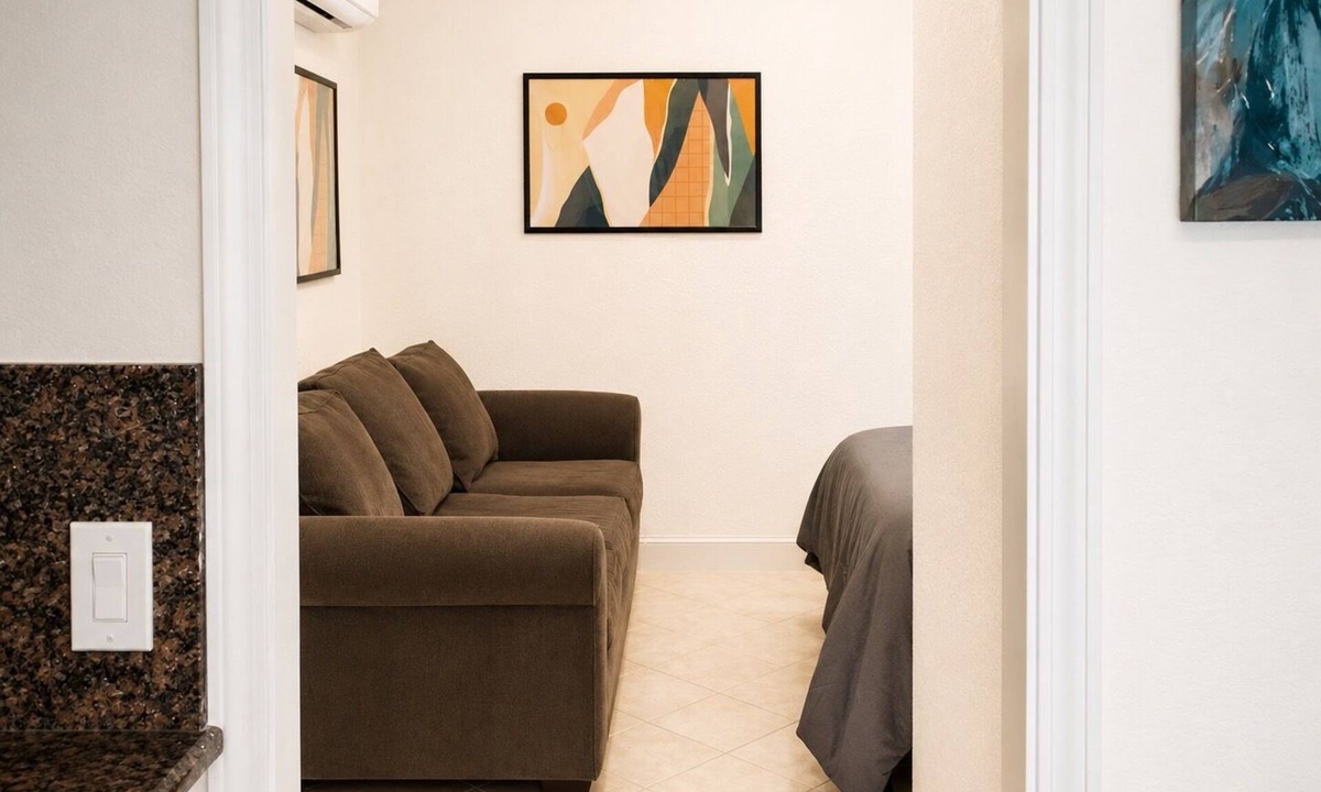 Glendale Apartment | Bright Boutique Studio in Glendale