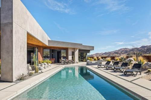 Panorama Heights House | Cactus Cove by Fieldtrip - 4bd villa w Pool Spa and Views