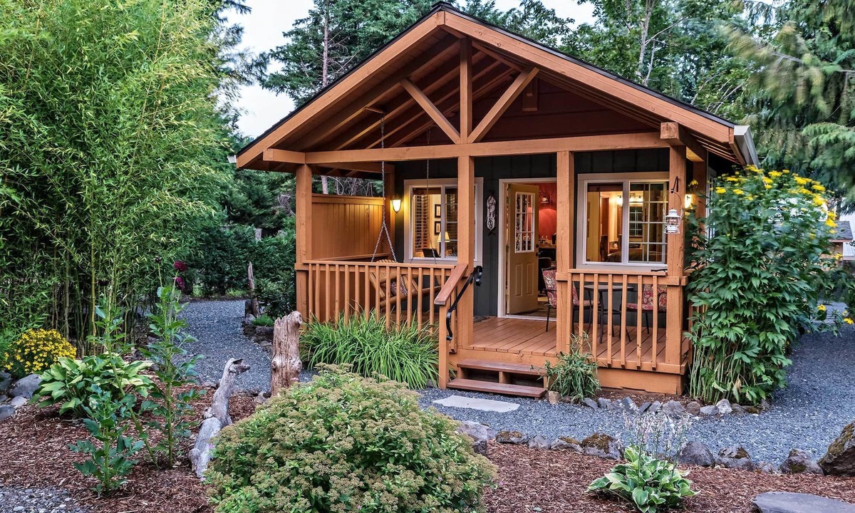 Carson Bed & Breakfast | Carson Ridge Luxury Cabins