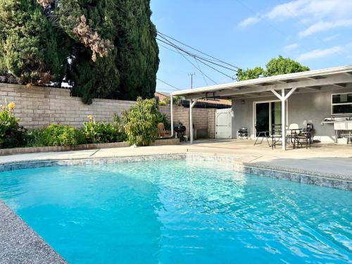 North Hills West Hostel | Cheers Hostel