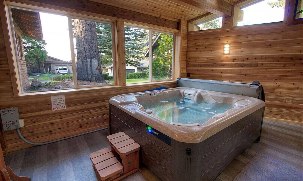 Round Hill Village House | Cheyenne Chalet | Spacious Split-Level Zephyr Cove Home with Game Room and Hot Tub | Sleeps 10