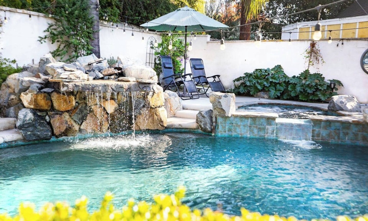 Claremont House | Claremont Private Oasis Pool, Spa, Pets, Colleges