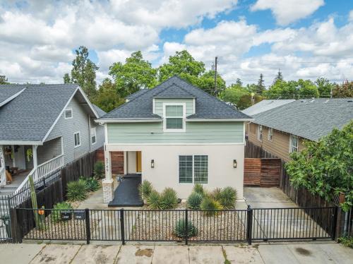 Southeastern Sacramento House | Comfortable stay near Med Center