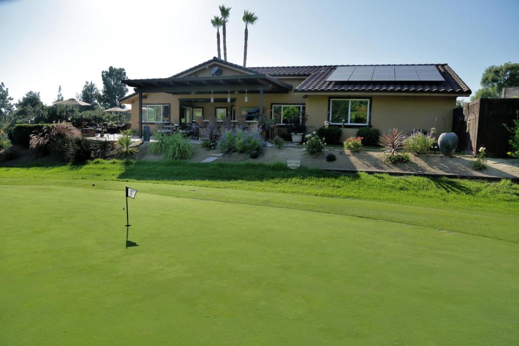 Rancho Bernardo House | Cottage On The Greens - Stunning Golf Course Views
