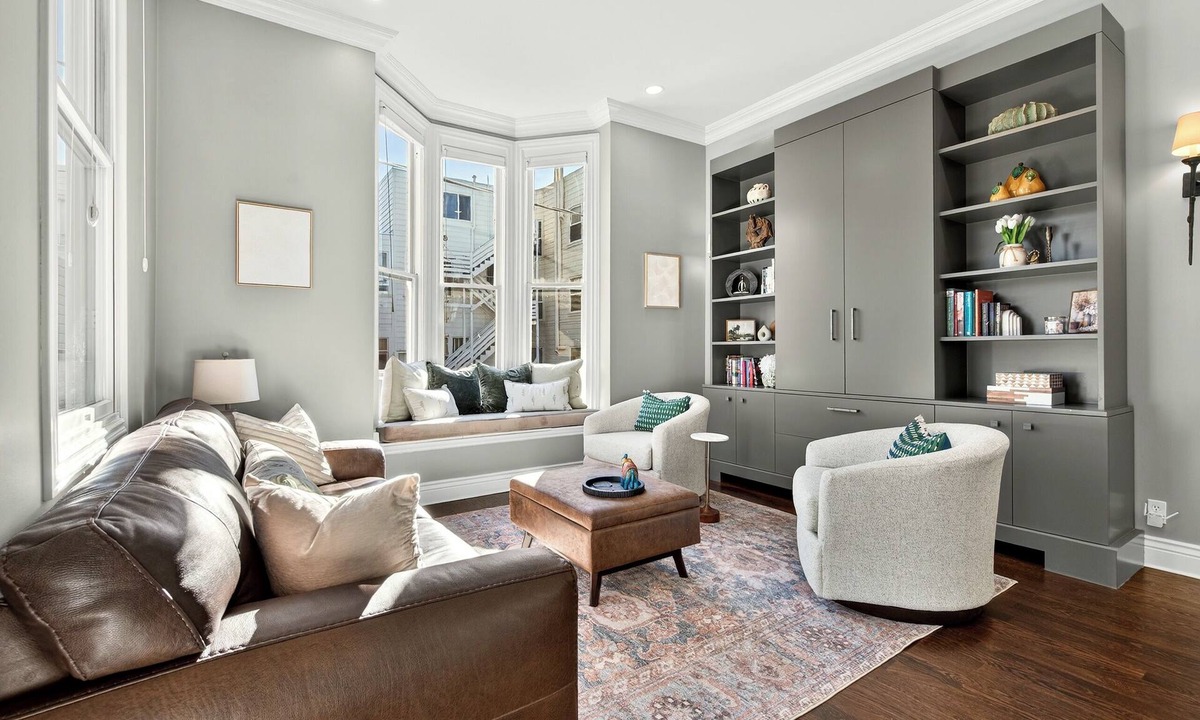 Cow Hollow Apartment | Cow Hollow-Marina 2-bedroom top floor duplex