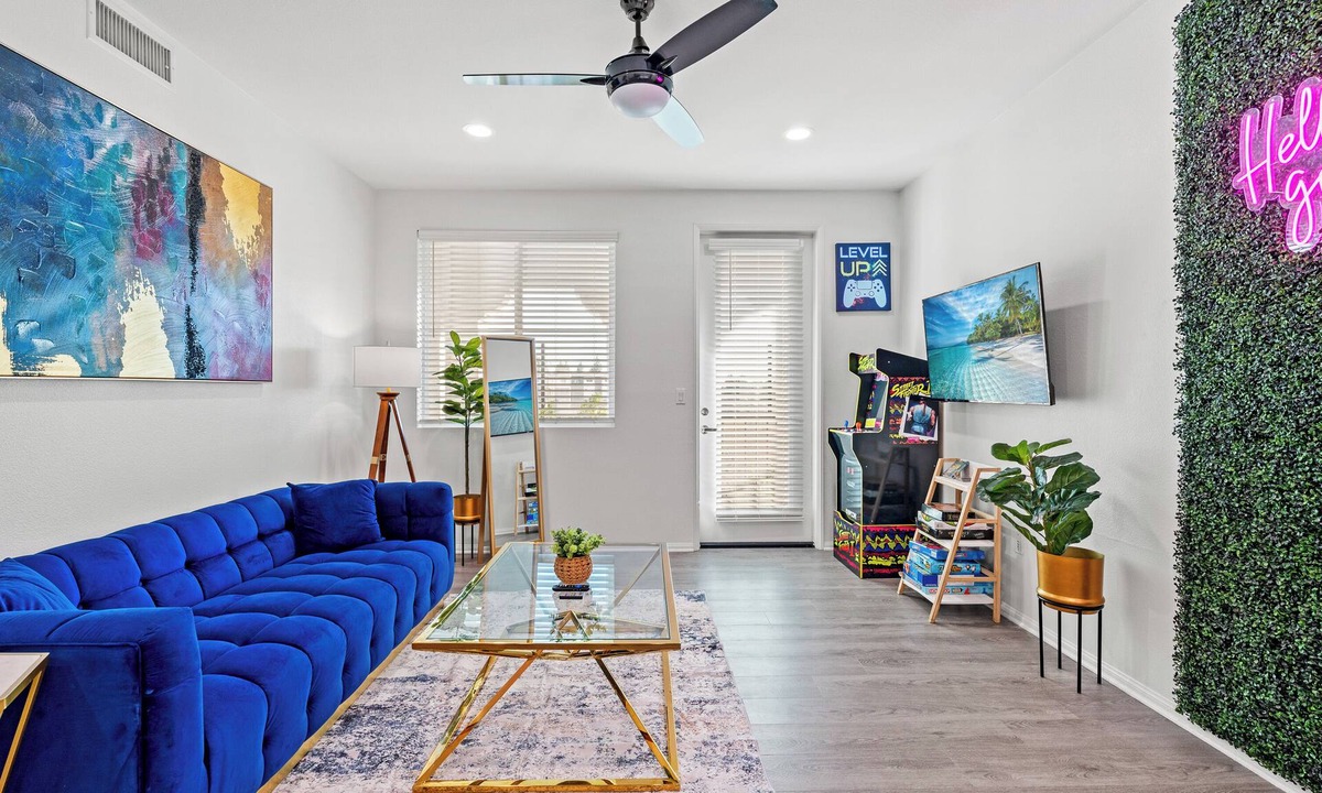 Placentia Apartment | Cozy 3BR Apartment Near Disney + Arcade