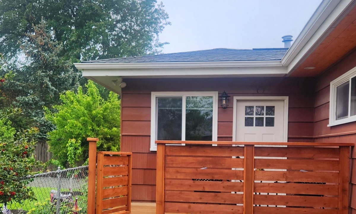 Mount Vernon Apartment | Cozy New Studio in charming Mount Vernon, Perfect for You and Your Pup