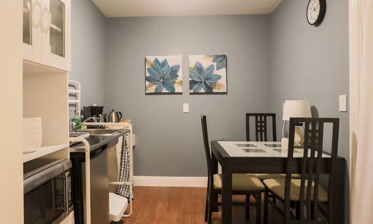 Pacific Heights Apartment | Cozy Pac Hts studio 2 min walk to Lafayette Park