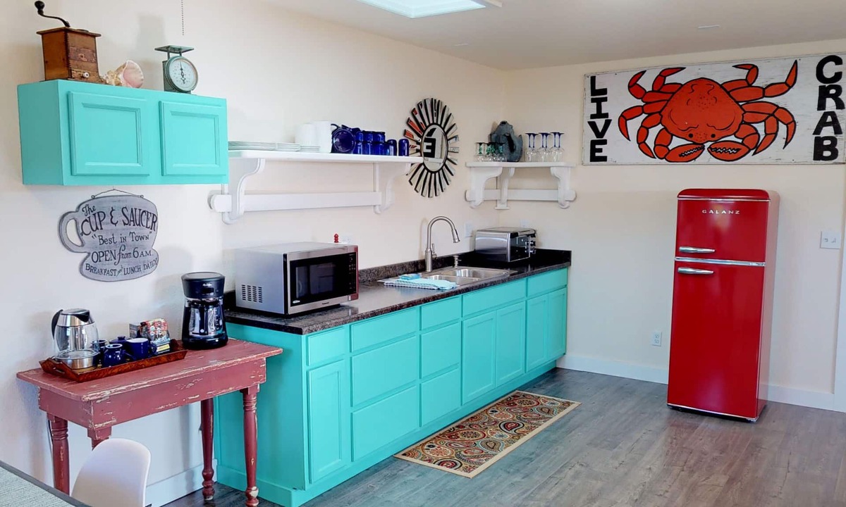 Trinidad Cottage | Crabber's Cottage - Walk to Beach, In Town, Comfortable