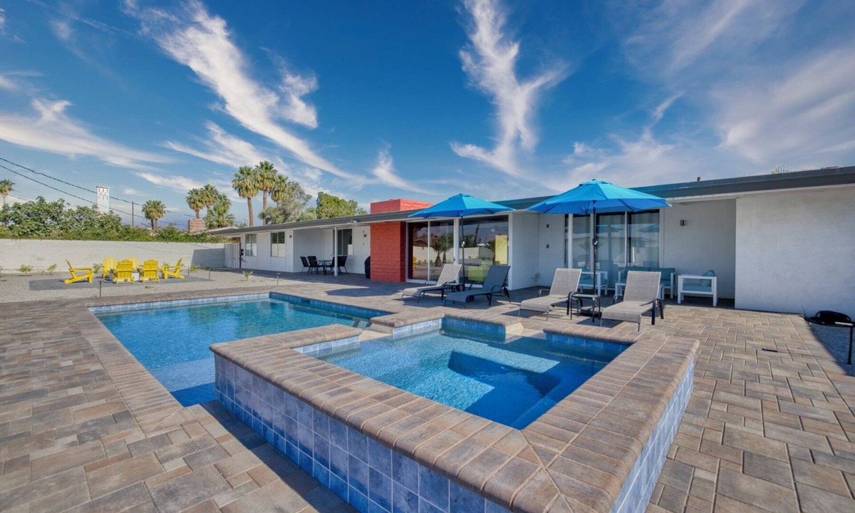 Indio House | Desert Escape: 5BR Mid-Century Home w/Pool, Spa, Firepit & Pickleball Court!