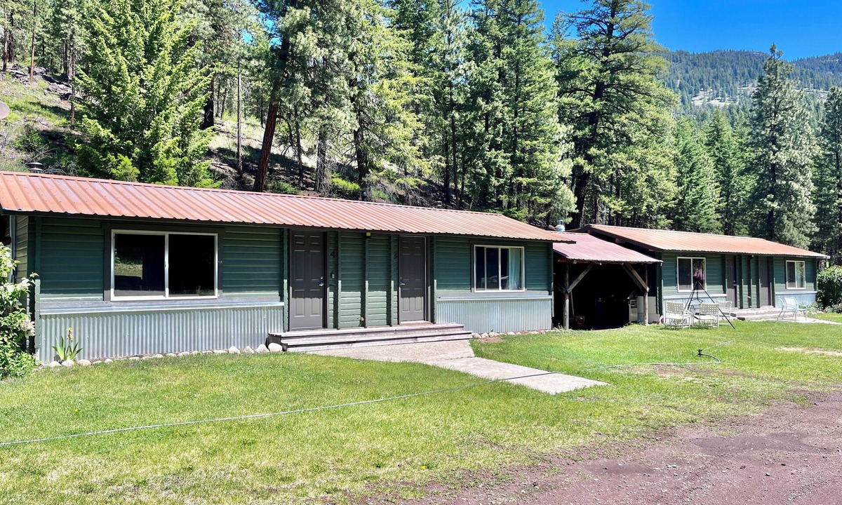 Mazama Apartment | Dog Friendly, Lost River Studio#2-Newly Renovated!