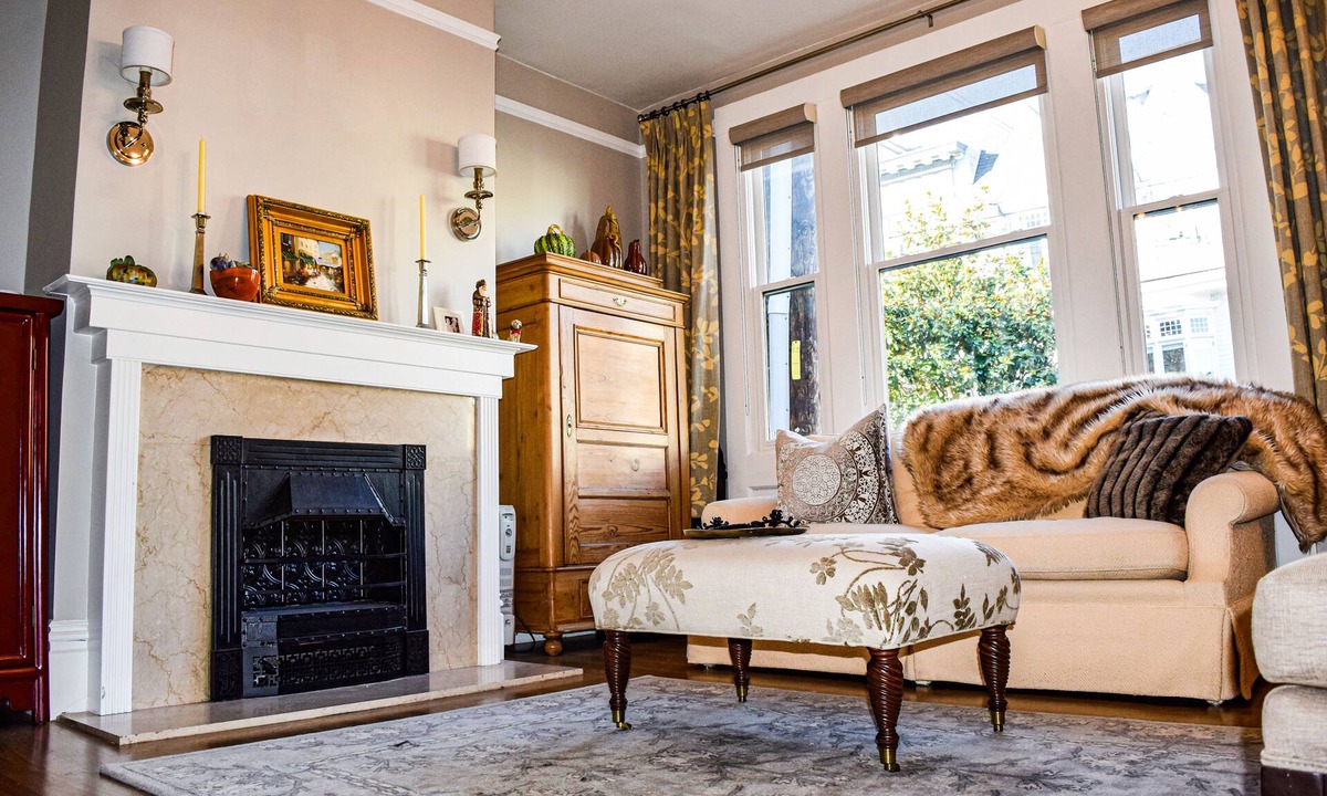 Cow Hollow Condo | Elegant 2 bedroom 2 bath SF Flat in beautiful neighborhood