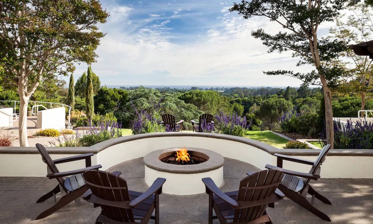 Live Oak Hotel | Enchanting Forest Room with Pool, Hot Tub, and Scenic Trail Access