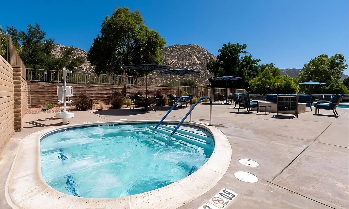 San Diego Country Estates Hotel | Explore Ramona | Kitchen | Balcony | Free Parking