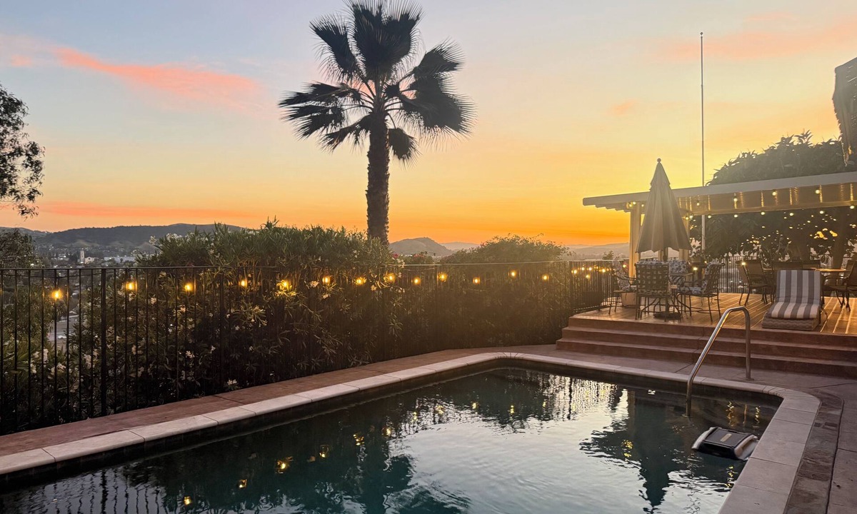 Bonita House | Gated Property with 4 King Beds + Pool + Views + Pet Friendly + Trailer Parking
