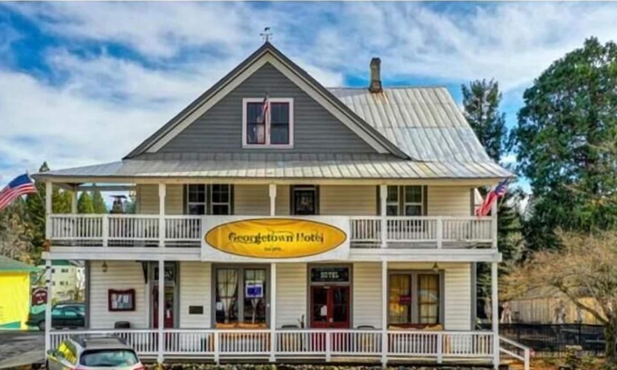 Georgetown Hotel | Georgetown Hotel and Saloon