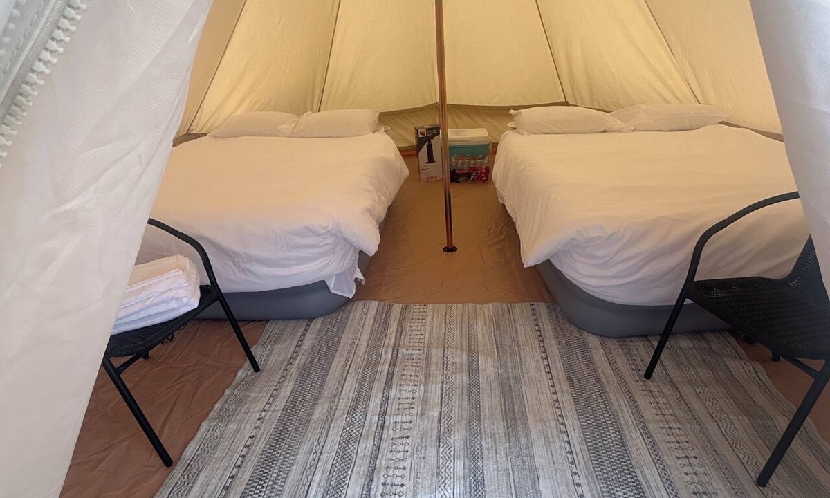 Naches RV Rental | Glamping Hill Side Over look the quaint town of Naches minutes from the 🏔️