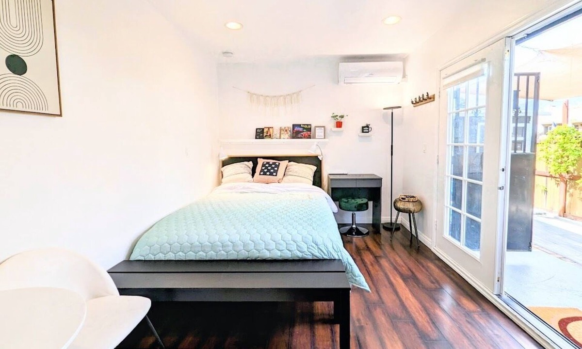 Duarte Apartment | Hidden Gem/Tiny Home w Large 1ba on Rt 66 near City of Hope and Everything
