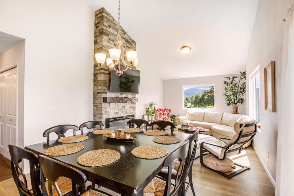 Cle Elum House | Hidden Valley Haven