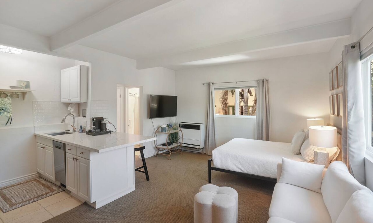 West Beach Apartment | Historic West Beach Studio — blocks to beach and Funk Zone