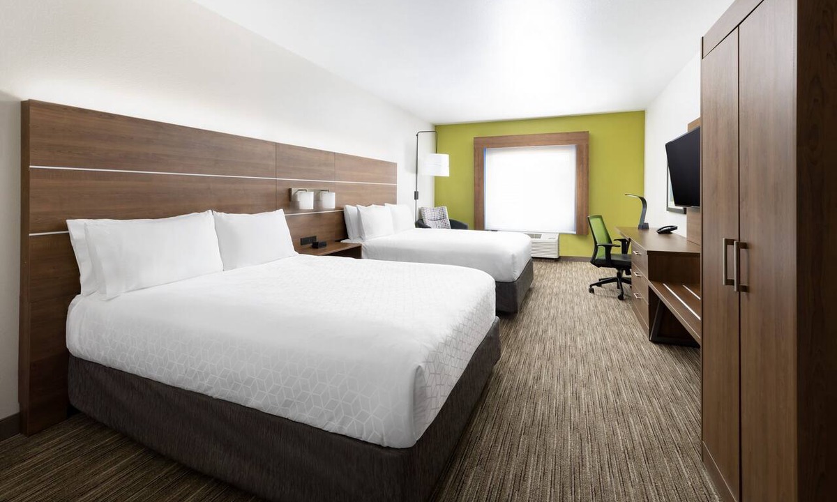Oakhurst Hotel | Holiday Inn Express & Suites Oakhurst - Yosemite Park Area by IHG