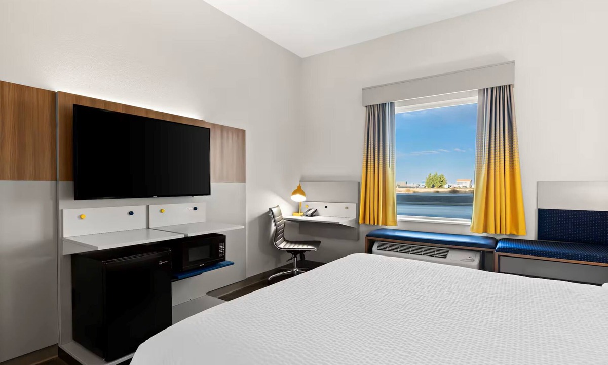George Hotel | Holiday Inn Express & Suites George Quincy South by IHG