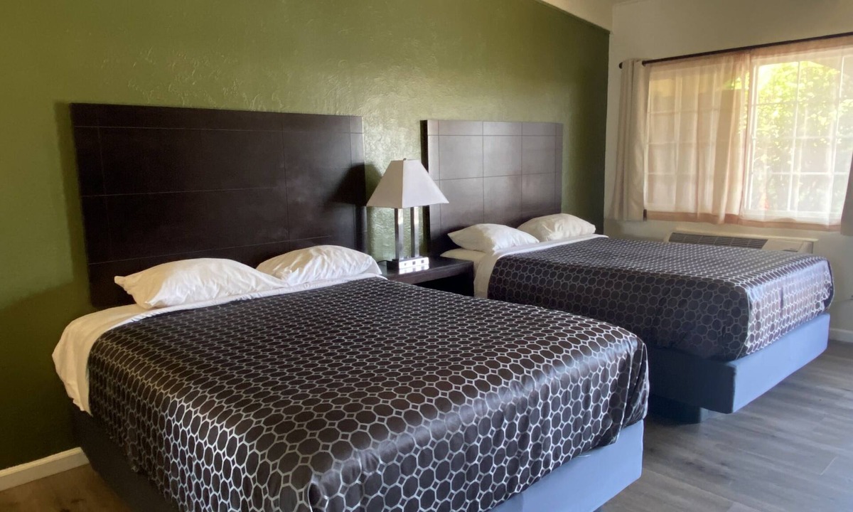 Morgan Hill Hotel | Holiday Motel