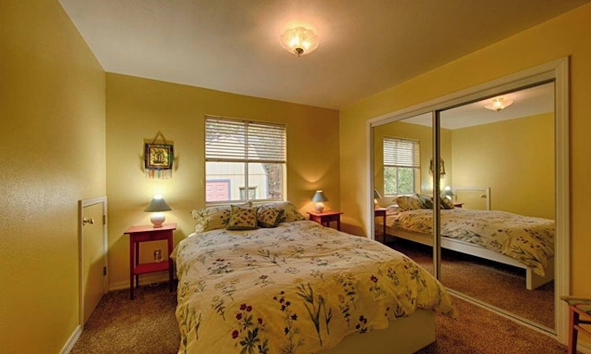 Yosemite West Cabin | INSIDE YOSEMITE PARK! Cozy, Peaceful