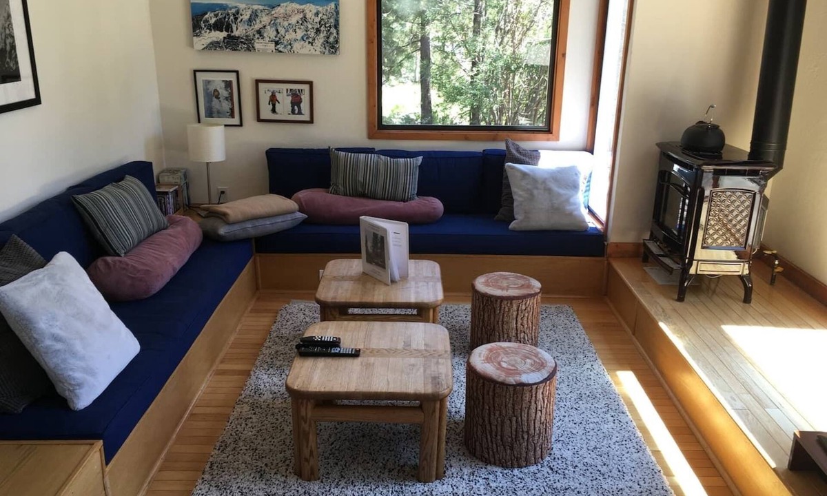 Olympic Valley House | KT Hideaway - Cozy Palisades Condo