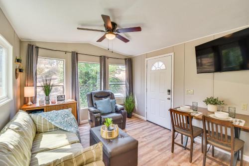 Coulterville House | La Grange Home w/Covered Patio & Gas Grill!