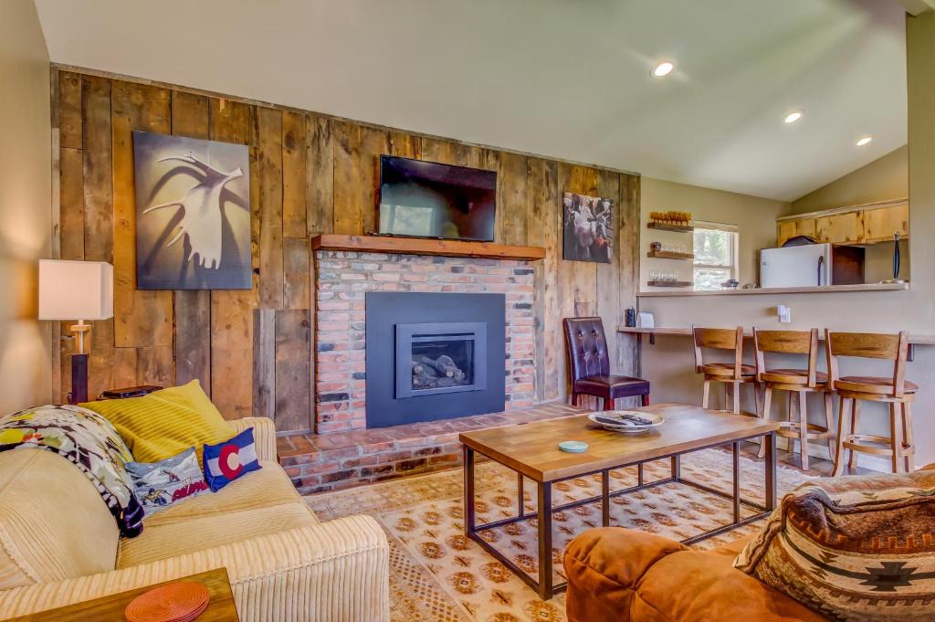 Durango House | La Plata View